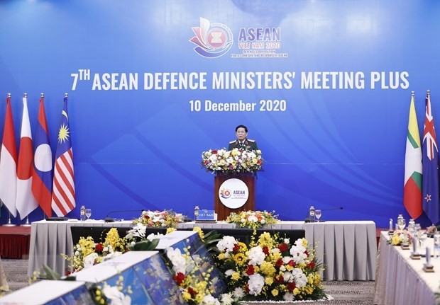 Vietnam hands over ADMM, ADMM+ Chairmanship to Brunei - ảnh 1