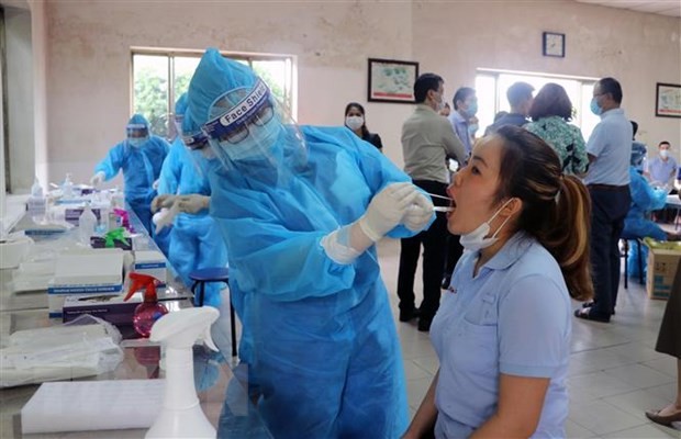 Vietnam’s domestic COVID-19 cases up by 80 on Wednesday morning - ảnh 1