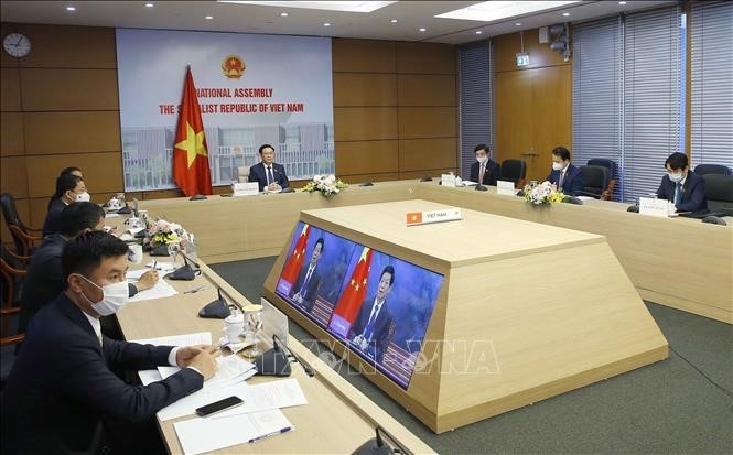 Vietnamese, Chinese top legislators hold online talks - ảnh 2