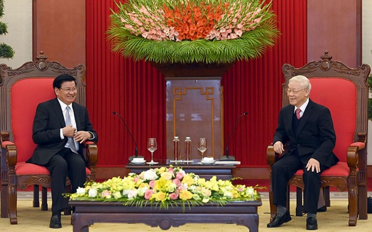 Vietnam, Laos affirm solidarity and close, trustworthy ties  - ảnh 1