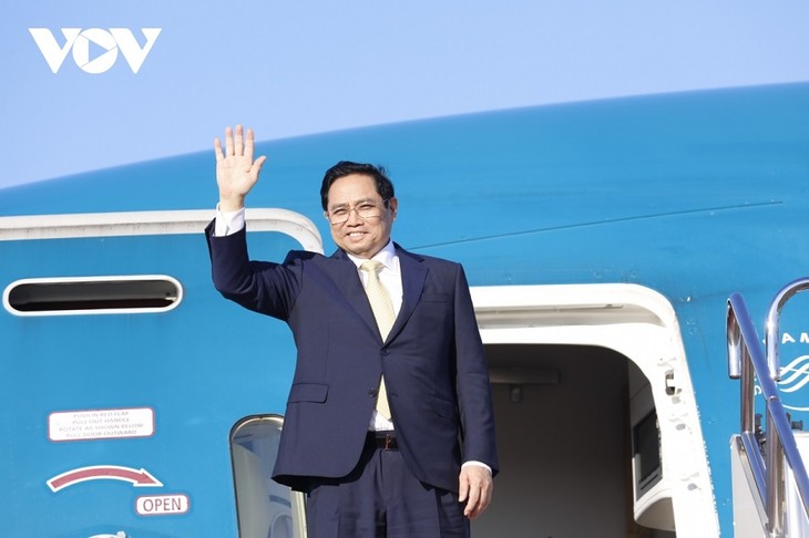 PM Pham Minh Chinh wraps up Japan visit - ảnh 1