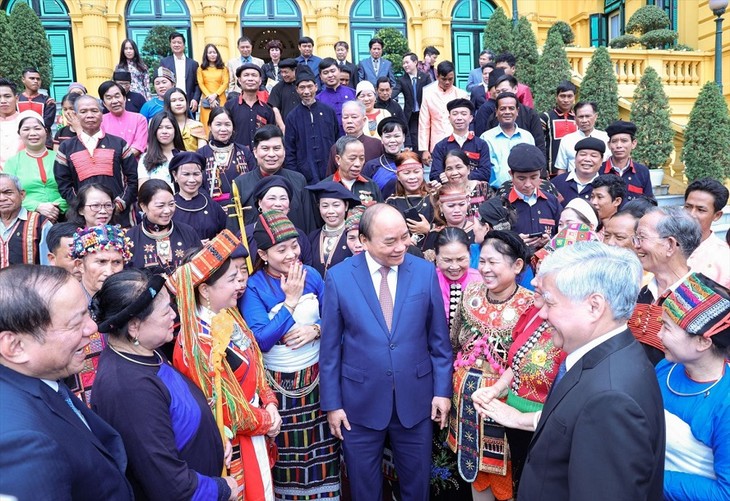 President reiterates Party, State special care for ethnic minorities - ảnh 1