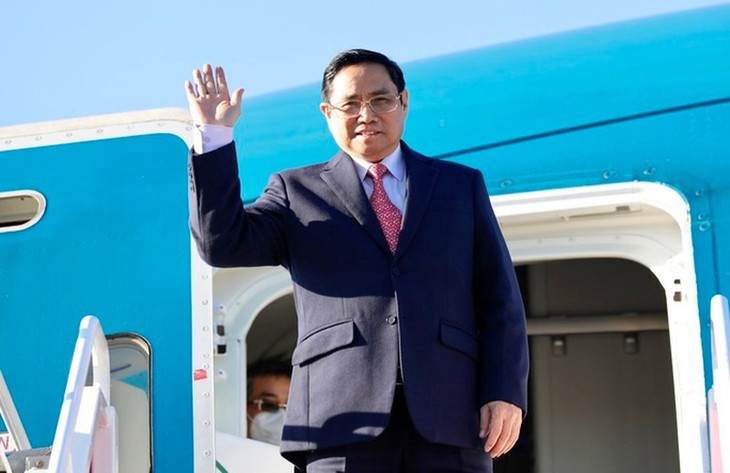 PM Pham Minh Chinh leaves for a week-long trip to US, UN - ảnh 1
