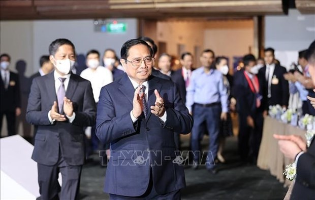 PM Pham Minh Chinh attends 4th Vietnam Economic Forum - ảnh 1