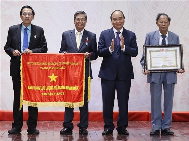 Hero of People's Armed Forces title awarded to Zone 5’s Civil Medicine Division - ảnh 1