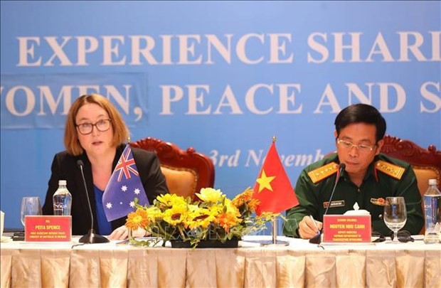 Vietnam, Australia exchange experience to promote women’s participation in UN peacekeeping operations - ảnh 1
