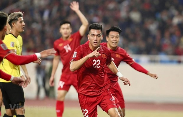 AFF Cup 2022: Vietnam beat Malaysia 3-0 - ảnh 1
