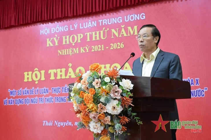 Institutions fine-tuned to strengthen Party building - ảnh 1