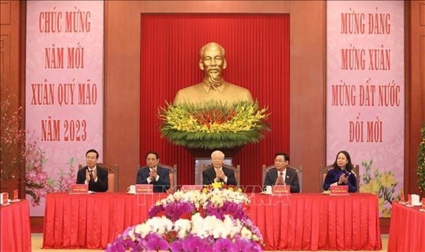Party General Secretary meets Party, State leaders, former leaders ahead of Tet - ảnh 3