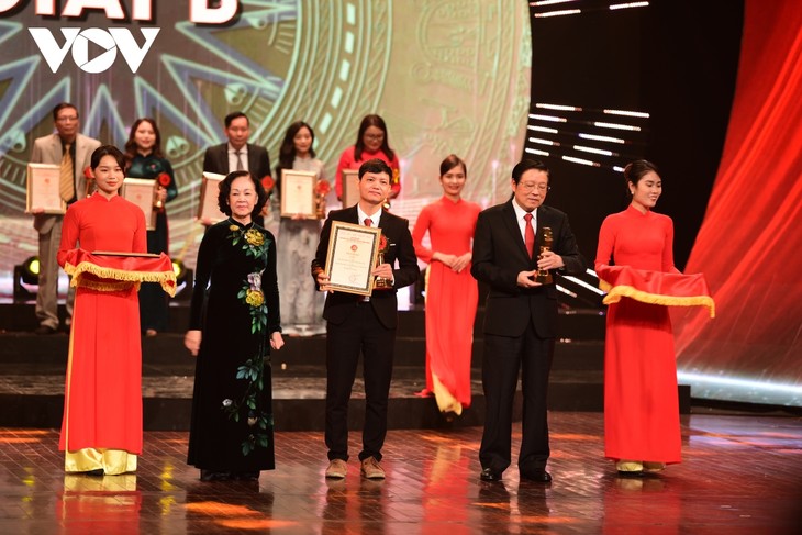 VOV reporters win National Press Awards on Party building - ảnh 2