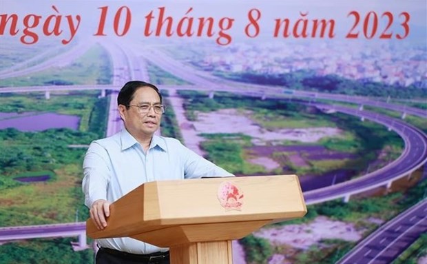 PM urges hastening implementation of key projects - ảnh 1