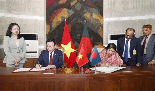 Vietnamese, Bangladeshi legislatures pledge stronger cooperation - ảnh 3