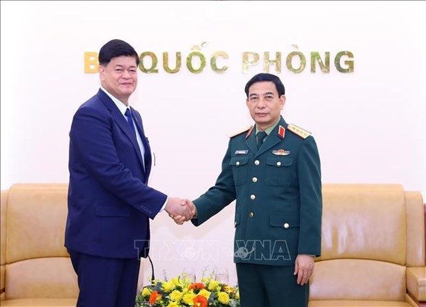 Vietnam, Philippines strengthen defence cooperation - ảnh 1