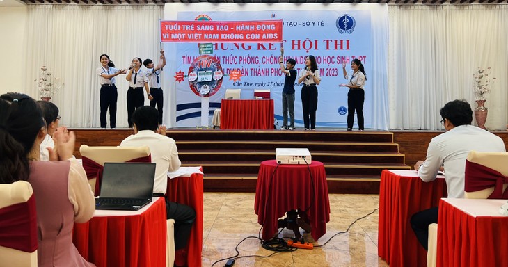 Can Tho city intensifies communication on HIV/AIDS prevention and control - ảnh 1