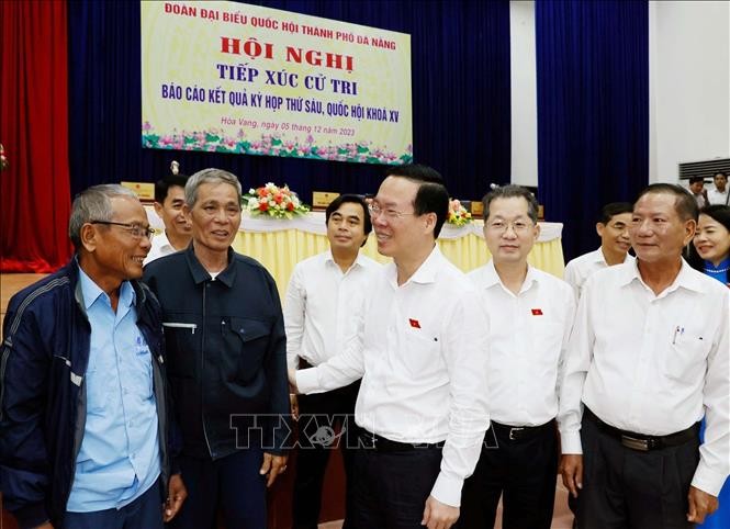 President Vo Van Thuong meets Da Nang voters  - ảnh 1