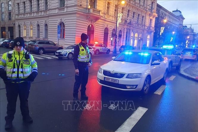 All 14 dead in Prague university shooting identified: Police - ảnh 1