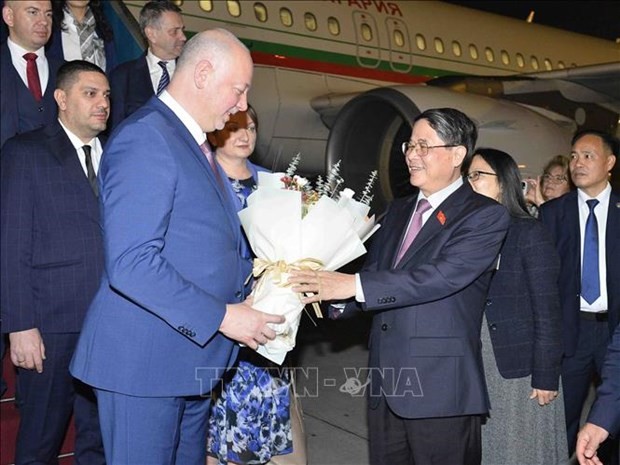 Bulgarian NA Speaker begins official visit to Vietnam - ảnh 1