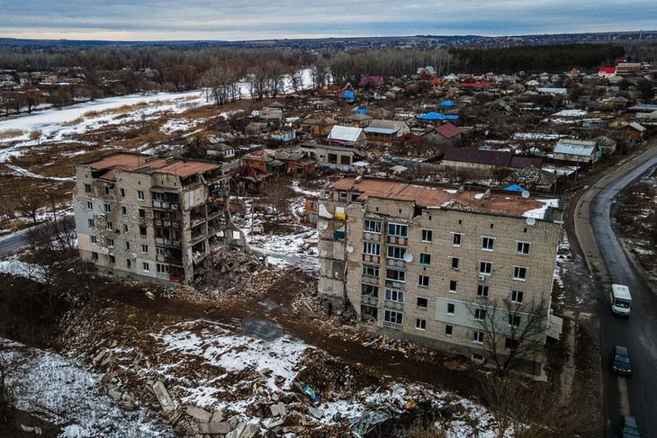 Japan hosts Ukraine reconstruction meeting, pledges further support - ảnh 1
