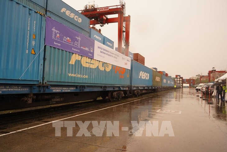 Chính thức kết nối tuyến vận tải đường biển-đường sắt Việt Nam - Vladivostosk - Moscow - ảnh 1