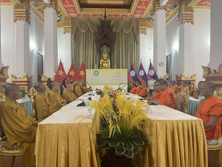 Lào – Việt Nam tăng cường quan hệ hợp tác Phật giáo - ảnh 1