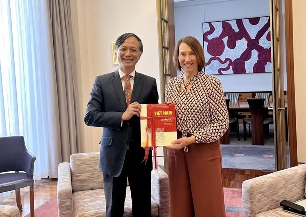 Chủ tịch Thượng viện Australia đánh giá cao quan hệ song phương với Việt Nam - ảnh 1