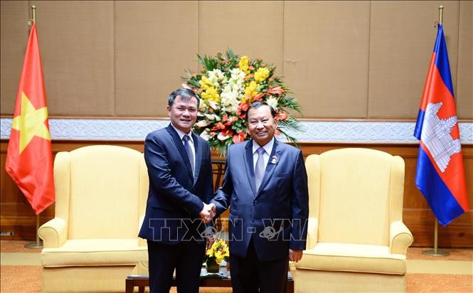 Chủ tịch Thượng viện Vương quốc Campuchia tiếp Chủ tịch kiêm Tổng Giám đốc Tập đoàn Viettel - ảnh 1