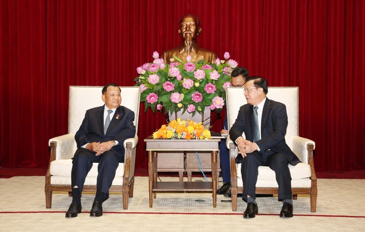 Bí thư Thành ủy Hà Nội tiếp đoàn đại biểu cấp cao Thượng viện Vương quốc Campuchia - ảnh 1