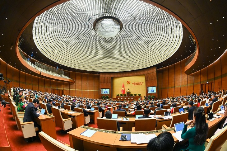 Quốc hội kết thúc 2 ngày thảo luận về tình hình kinh tế - xã hội  - ảnh 1