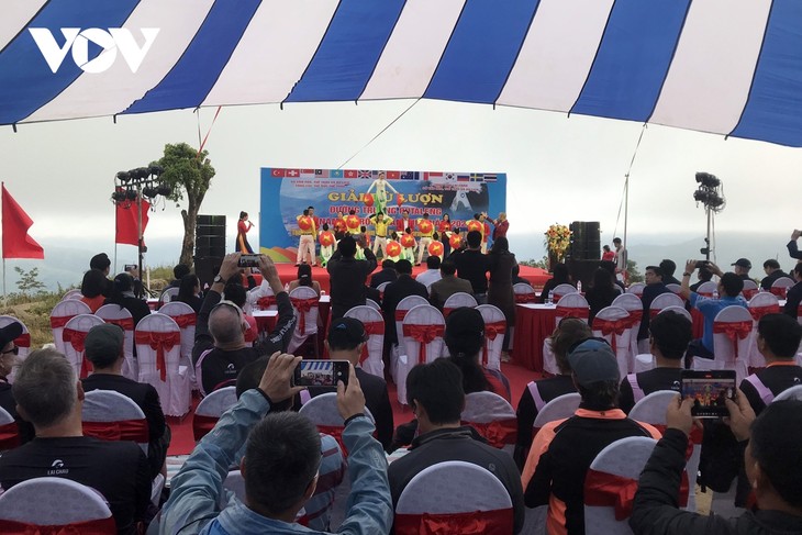 15 quốc gia và vùng lãnh thổ tham gia giải Dù lượn đường trường Putaleng Việt Nam mở rộng lần thứ I - ảnh 1
