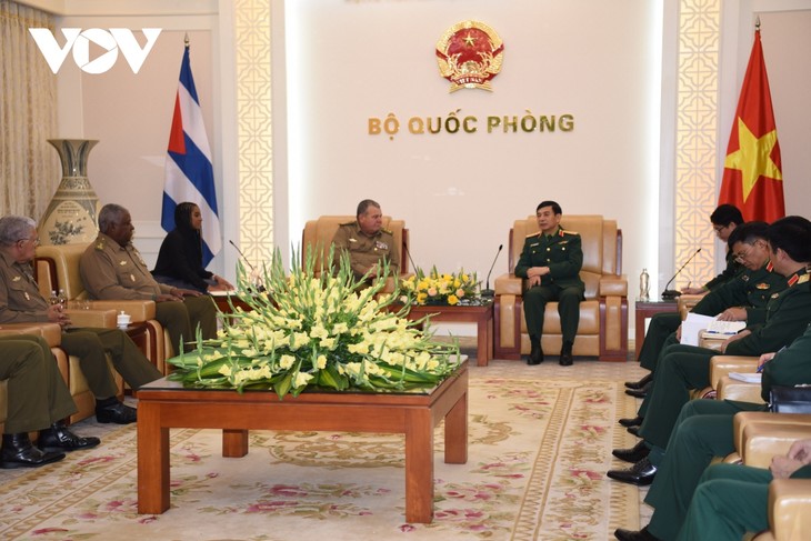 Triển khai hợp tác quốc phòng Việt Nam-Cuba toàn diện, hiệu quả, thiết thực hơn nữa - ảnh 2