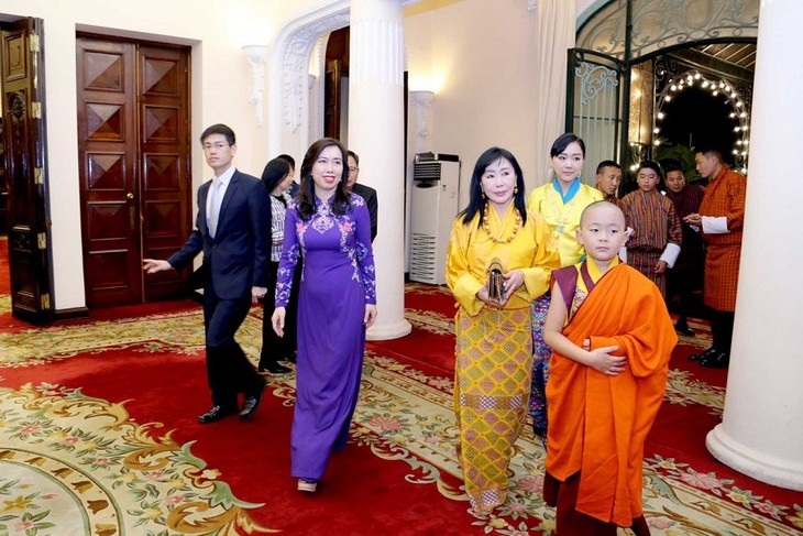 Thứ trưởng Bộ Ngoại giao Lê Thị Thu Hằng tiếp Hoàng Thái Hậu Bhutan Gyalyum Dorji Wangmo Wangchuck - ảnh 1