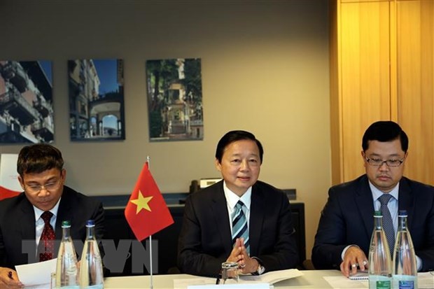 Phó Thủ tướng Chính phủ Trần Hồng Hà tiếp tục các hoạt động trong khuôn khổ tham dự WEF Davos - ảnh 1