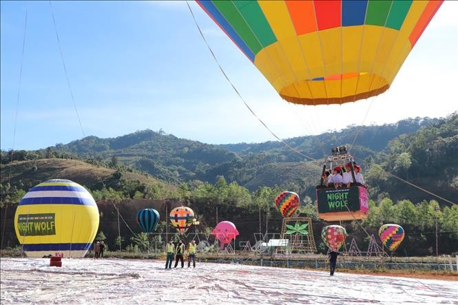 Lễ hội Khinh khí cầu tại tỉnh Kon Tum - ảnh 1