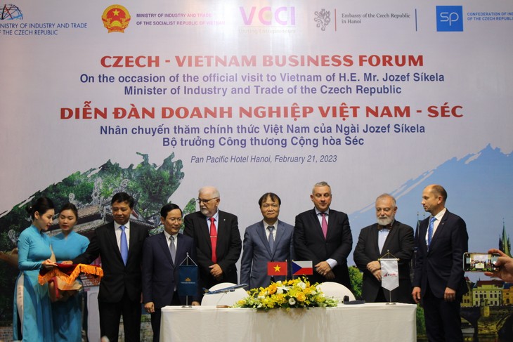 Diễn đàn doanh nghiệp Việt Nam - Séc - ảnh 4