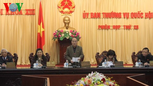 NA Standing Committee discusses the revised Environmental Law  - ảnh 1