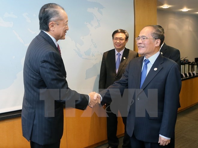 NA Chairman meets WB President in the US - ảnh 1