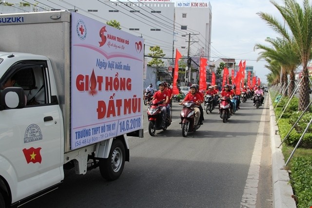 International Blood Donor Day marked across Vietnam - ảnh 2