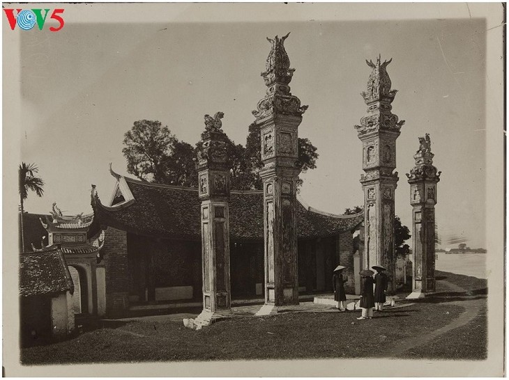Chem – a unique temple of Thang Long Royal Citadel - ảnh 1