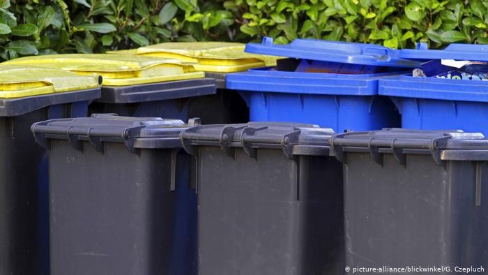 How do German people separate their garbage? - ảnh 5