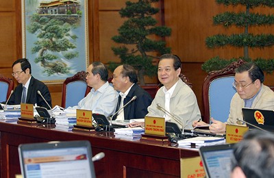 Gobierno vietnamita debate programa de construcción de leyes - ảnh 1