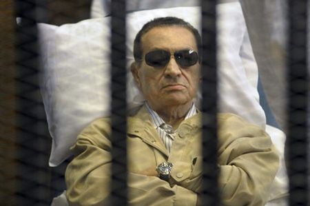 Tensión en Egipto ante el veredicto contra Hosni Mubarak - ảnh 1