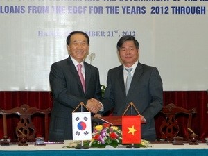 Corea del Sur se compromete a dar condiciones favorables a Vietnam - ảnh 1
