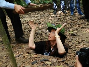 Presidenta de Argentina recorre sitios históricos en Ciudad Ho Chi Minh - ảnh 1