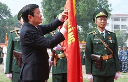 Líder vietnamita asiste a la conmemoración de 50 años del Instituto de Guardafronteras - ảnh 1