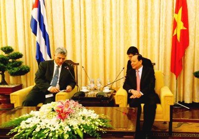 Inicia primer vicepresidente cubano visita oficial a Vietnam - ảnh 1