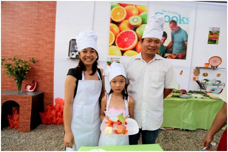 Actividades promueven el año de la familia vietnamita 2013 - ảnh 1