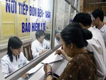 Vietnam espera cubrir con seguro médico público al 70% de su población en 2015 - ảnh 1