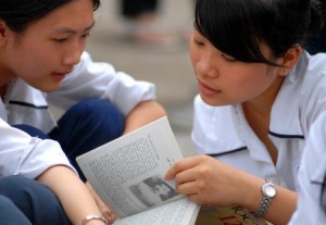 Vietnamitas aspirantes a Universidad en segunda fase de exámenes  - ảnh 1