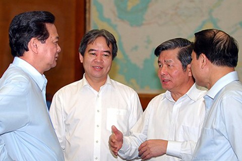 Gobierno de Vietnam aúna fuerzas para cumplir meta de 2013 - ảnh 2