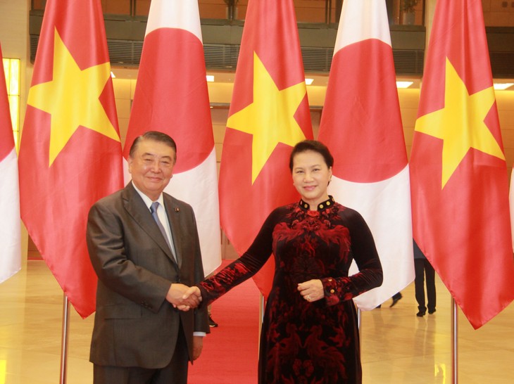 Vietnam y Japón abogan por intensificar cooperación multifacética  - ảnh 1